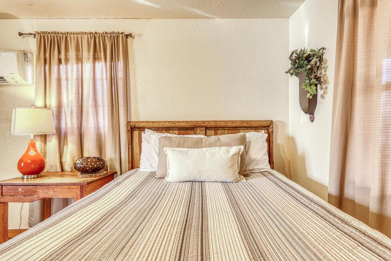 Hotel The Olive @ Mendelbaum Winery Guest Cabins Fredericksburg Exteriér fotografie
